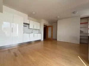Pronájem bytu 1+kk, Praha - Holešovice, Letenské náměstí, 33 m2
