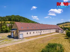 Pronájem skladu, Chuderov, 1187 m2