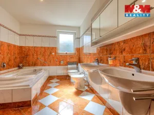 Prodej rodinného domu, Plzeň, Do Luk, 260 m2