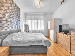 Prodej rodinného domu, Sezemice, Jungmannova, 690 m2