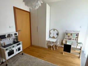 Pronájem bytu 3+kk, Praha - Břevnov, Ve Střešovičkách, 69 m2