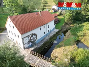 Prodej rodinného domu, Benešov nad Černou - Děkanské Skaliny, 217 m2