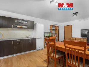 Prodej rodinného domu, Liběchov, Nad Hřištěm, 286 m2