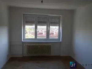 Prodej bytu 3+1, Praha - Strašnice, Černokostelecká, 64 m2