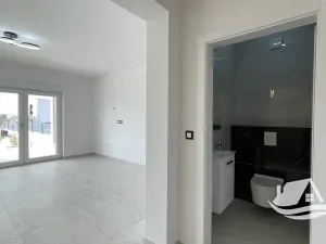 Prodej vily, Tribunj, Chorvatsko, 210 m2