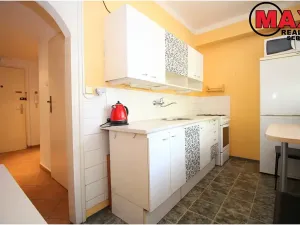 Pronájem bytu 1+1, Praha - Vršovice, K louži, 35 m2