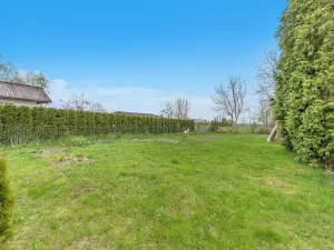 Prodej pozemku pro bydlení, Hradec Králové, Na Dubech, 353 m2