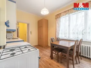 Prodej rodinného domu, Uherské Hradiště, U Stadionu, 300 m2