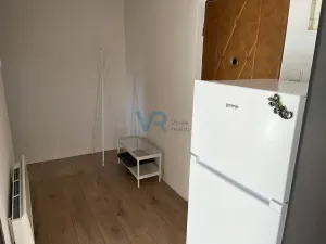 Prodej bytu 2+1, Trhové Sviny, Sídliště, 54 m2