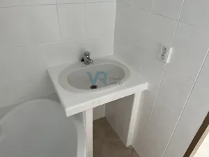 Prodej bytu 2+1, Trhové Sviny, Sídliště, 58 m2