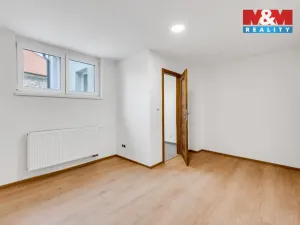 Prodej rodinného domu, Lochovice, 162 m2