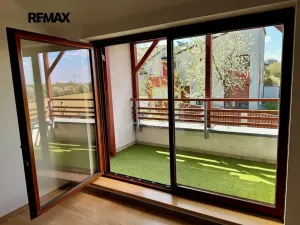 Prodej bytu 2+kk, Říčany, Kosatcová, 38 m2