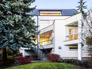 Prodej vícegeneračního domu, Křižanov, Benešovo náměstí, 530 m2