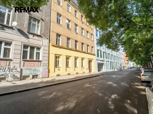 Prodej bytu 2+1, Praha - Karlín, Pernerova, 62 m2