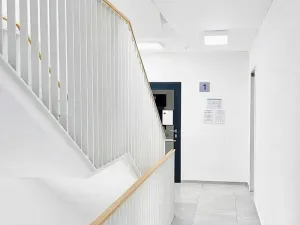 Pronájem bytu 1+kk, Praha - Strašnice, Zvěřinova, 38 m2