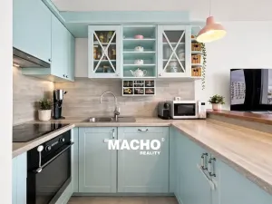 Prodej bytu 2+kk, Praha - Černý Most, Bryksova, 46 m2