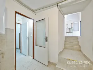 Prodej rodinného domu, Kamenice nad Lipou, Dobšova, 270 m2