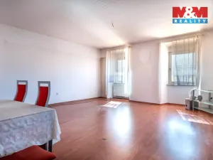 Prodej rodinného domu, Týn nad Vltavou, Vinařického náměstí, 190 m2