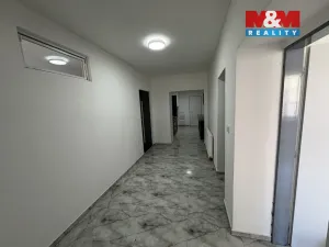 Pronájem bytu 3+kk, Bělá pod Bezdězem, Masarykovo náměstí, 80 m2