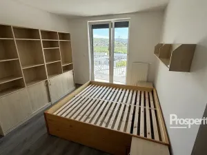 Pronájem bytu 2+kk, Rosice, Karla IV., 54 m2