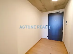 Pronájem bytu 2+kk, Praha - Vysočany, Kolbenova, 64 m2