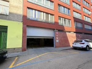 Prodej garážového stání, Brno, Spálená, 13 m2
