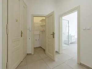 Pronájem bytu 2+1, Praha - Nové Město, Na Zderaze, 86 m2