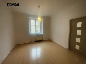Pronájem bytu 2+kk, Praha - Libeň, U svobodárny, 60 m2