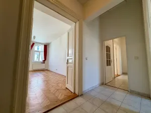 Pronájem bytu 3+1, Praha - Holešovice, Letenské náměstí, 82 m2