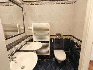 Pronájem bytu 4+1, Praha - Hradčany, Úvoz, 92 m2