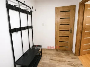 Pronájem bytu 1+1, Znojmo, Čermákova, 39 m2