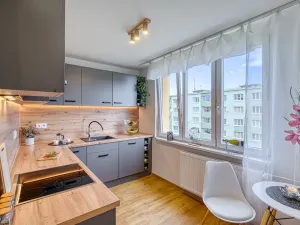 Pronájem bytu 2+1, Jirkov, Studentská, 57 m2