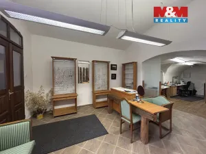 Pronájem obchodního prostoru, Úštěk - Úštěk-Vnitřní Město, Mírové náměstí, 34 m2