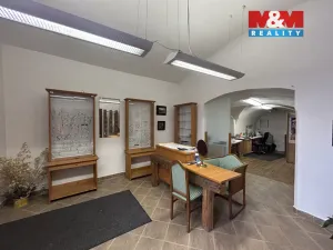 Pronájem obchodního prostoru, Úštěk - Úštěk-Vnitřní Město, Mírové náměstí, 34 m2