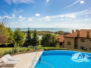 Prodej bytu 4+kk, Topola, Bulharsko, 188 m2