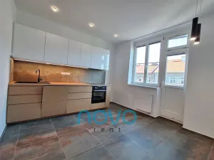 Pronájem bytu 1+1, Praha - Vršovice, Vršovická, 47 m2