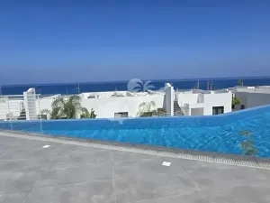 Prodej bytu 2+1, Agios Amvrosios Keryneias, Kypr, 87 m2