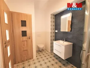 Pronájem bytu 2+1, Lomnice nad Popelkou, Komenského, 67 m2