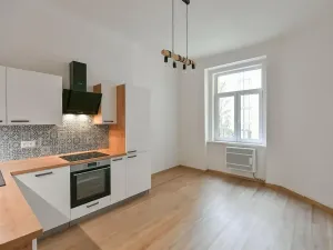 Pronájem bytu 3+kk, Praha - Vinohrady, Kolínská, 85 m2