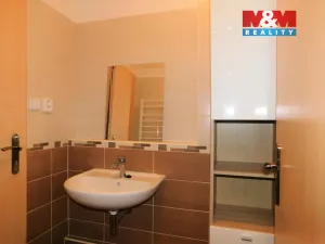 Pronájem bytu 2+1, Cheb, Svobody, 63 m2