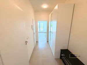 Pronájem bytu 1+kk, Brno, Kumpoštova, 30 m2