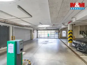 Prodej bytu 3+1, Hradec Králové - Nový Hradec Králové, třída Edvarda Beneše, 79 m2