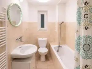 Pronájem bytu 1+1, Praha - Holyně, 40 m2