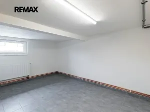 Prodej vily, Jindřichův Hradec, Spojovací, 183 m2