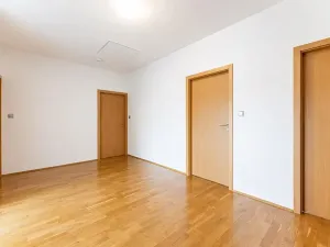 Pronájem rodinného domu, Praha - Nebušice, Požárnická, 350 m2