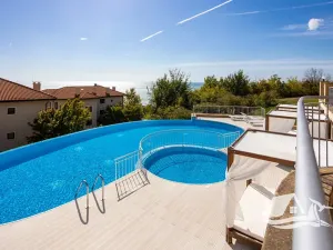 Prodej bytu 3+kk, Kavarna, Bulharsko, 123 m2