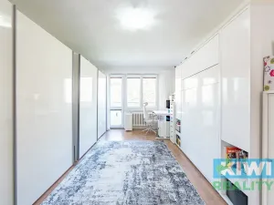 Prodej bytu 2+1, Ostrava, Rabasova, 55 m2