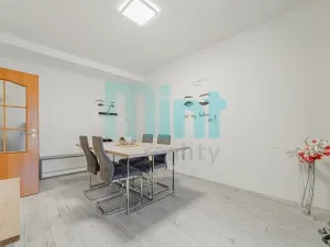 Prodej bytu 3+1, Ostrava, Sokolská třída, 75 m2