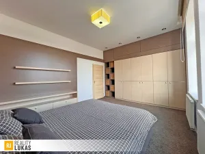 Pronájem kanceláře, Ostrava, Mírová, 95 m2