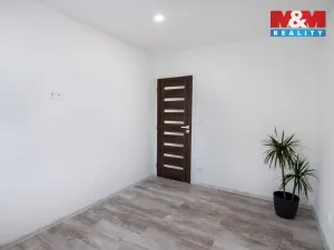 Pronájem bytu 2+kk, Kolín - Kolín II, Masarykova, 39 m2